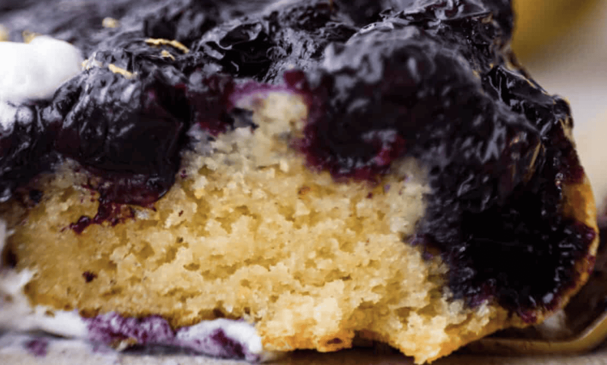 Blueberry Lemon Upside-Down Cake | The Recipe Critic
