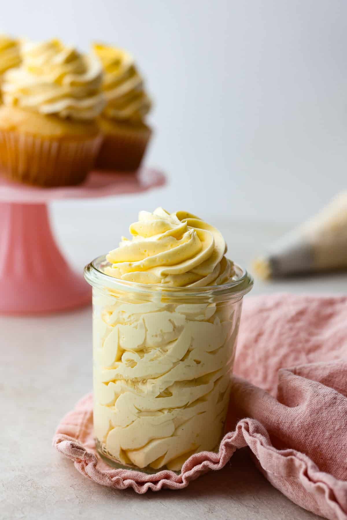 French Buttercream | The Recipe Critic