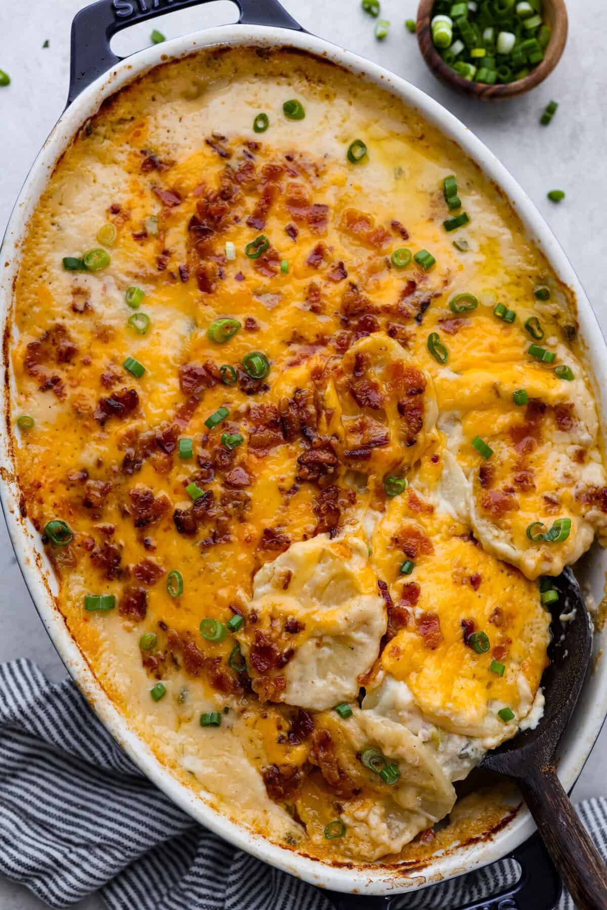 Loaded Scalloped Potatoes | The Recipe Critic