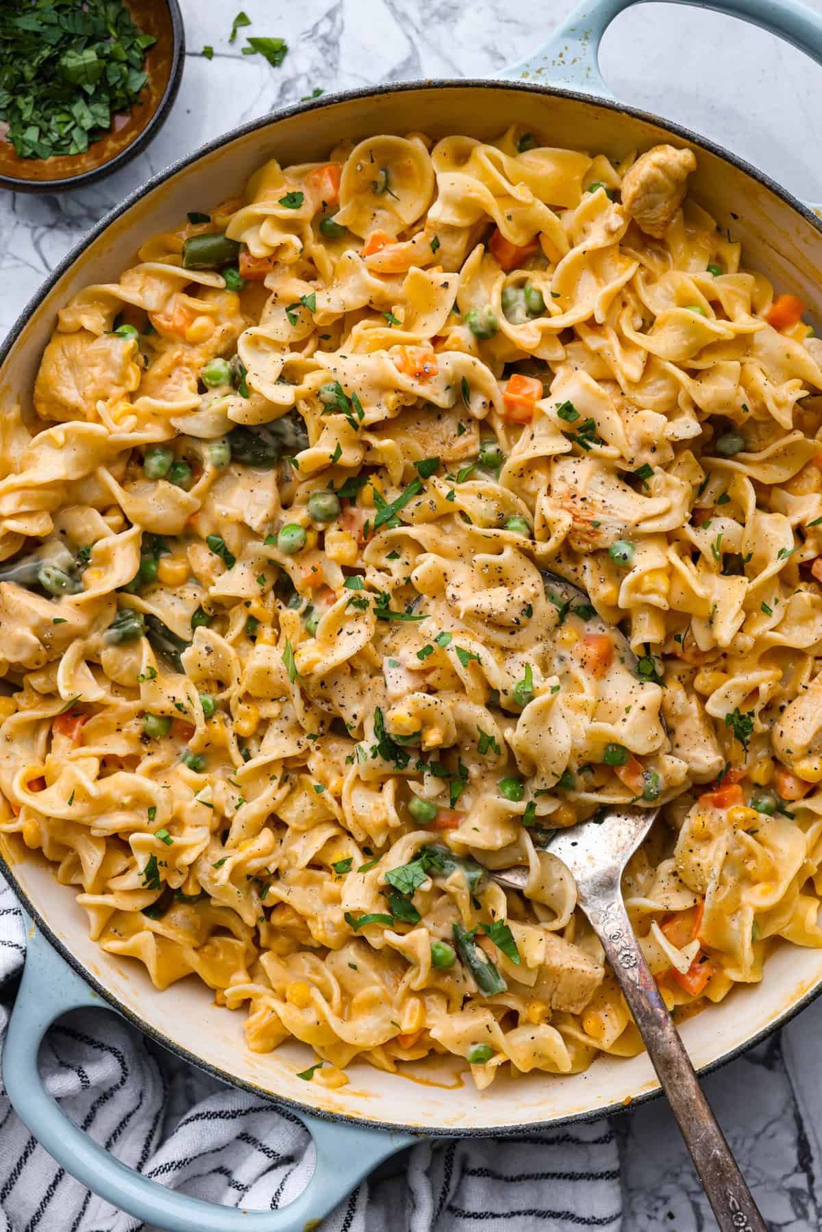 Chicken Pot Pie Pasta | The Recipe Critic