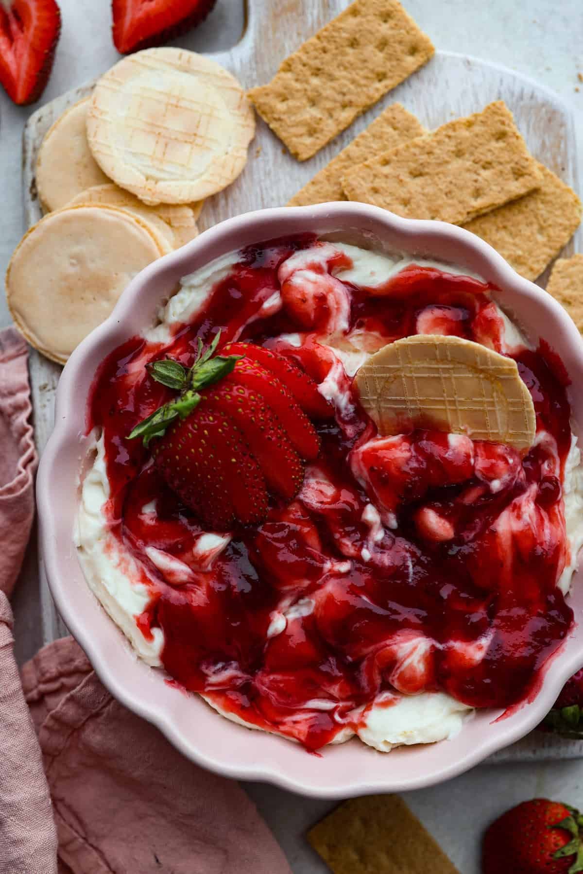 Strawberry Cheesecake Dip | The Recipe Critic