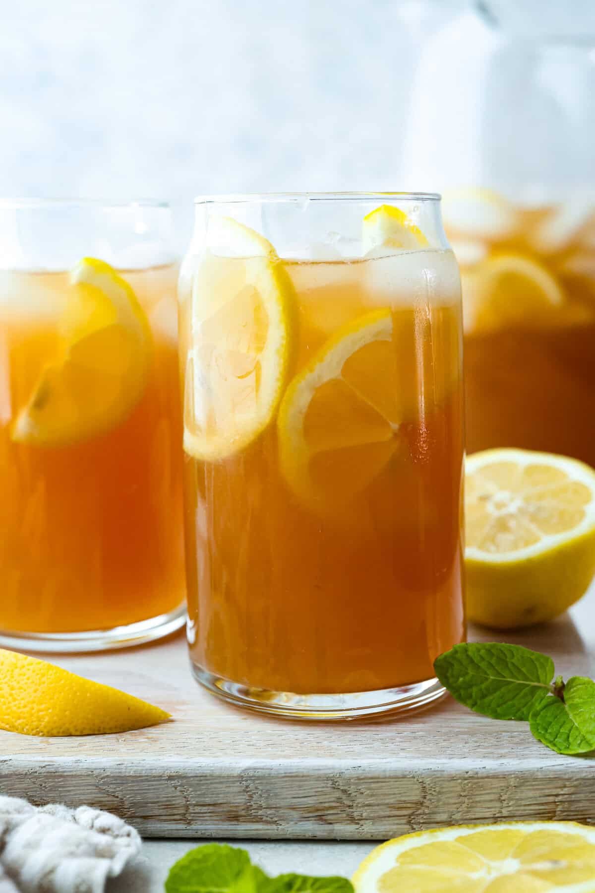 Arnold Palmer Recipe (Iced Tea & Lemonade)