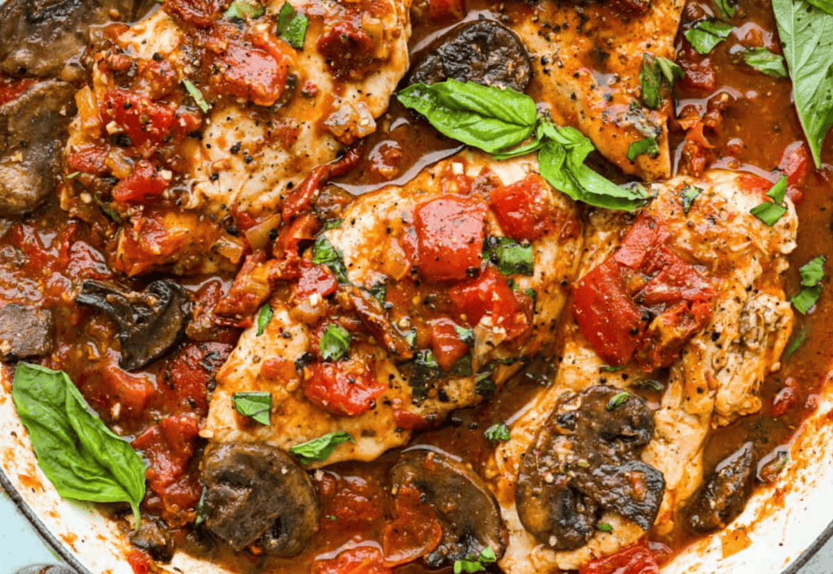 Flavor-Packed Tuscan Garlic Skillet Chicken (No Cream Needed!)