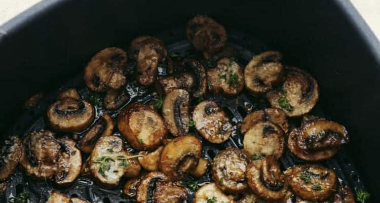 Juicy Garlic Parmesan Air Fryer Mushrooms